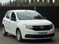 Begagnad Dacia Sandero Essentiel 2019 Vit Halvkombi