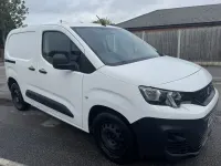 Used Peugeot Partner 131 HP (96 kW) 2021 White MPV