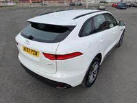 Used Jaguar F-Pace R-Sport 180 HP (132 kW) 2017 White SUV