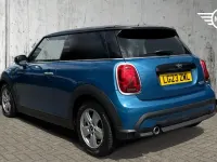 Usado Mini Cooper Classic 134 CV (98 kW) 2023 Azul Utilitario
