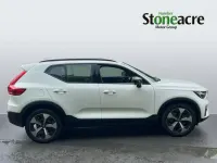 Used Volvo XC40 Plus 197 HP (144 kW) 2025 White SUV