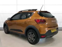 Begagnad Dacia Sandero Expression 91 HK (66 kW) 2023 Halvkombi
