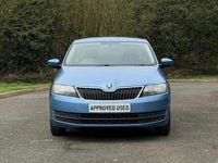 Usado Skoda Rapid SE 2013 Azul Citadino