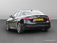 Begagnad Alfa Romeo Giulia Veloce 276 HK (202 kW) 2020 Svart Sedan