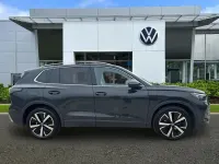 Used VW Tiguan Elegance 147 HP (108 kW) 2025 Grey SUV