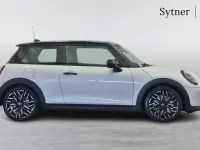 Used Mini Cooper Hatch 113 kW (154 HP) 2026 White Hatchback