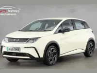 Nowe BYD Dolphin Boost 130 kW (177 KM) 2026 Biały Hatchback
