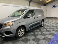 Second-hand Vauxhall Combo 100 CP (73 kW) 2021 Gri Monovolum