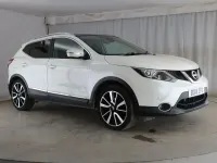 Used Nissan Qashqai Tekna 2014 White SUV