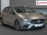 Usado Mercedes B200 AMG Line Premium 163 HP (119 kW) 2022 Cinzento Monovolume