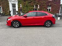 Used Honda Civic SE 129 HP (94 kW) 2017 Red Hatchback