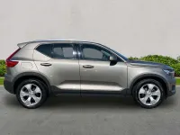 Used Volvo XC40 Momentum 163 HP (119 kW) 2022 Grey SUV
