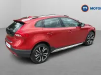 Used Volvo V40 Pro 152 HP (111 kW) 2019 Hatchback