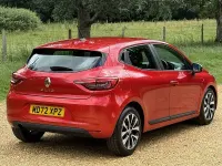 Used Renault Clio Evolution 90 HP (66 kW) 2023 Flame red Hatchback