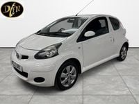 Used Toyota Aygo 2012 White Hatchback
