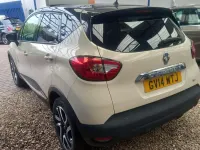 Usado Renault Captur Dynamique 120 CV (88 kW) 2014 Blanco SUV