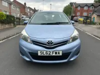 Used Toyota Yaris 99 HP (72 kW) 2012 Blue Hatchback