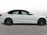 Begagnad BMW 330e M Sport 288 HK (211 kW) 2024 Vit Sedan