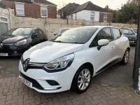 Usado Renault Clio IV Dynamique 90 CV (66 kW) 2017 Blanco Utilitario