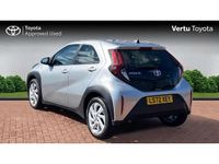 Used Toyota Aygo X PURE 72 HP (52 kW) 2022 Silver SUV