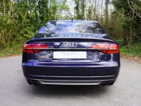 Usado Audi S8 Comfort 2017 Azul Berlina