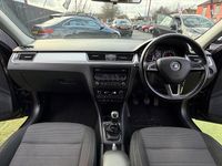 Gebraucht Skoda Rapid Elegance 105 PS (77 kW) 2014 Schwarz Kleinwagen
