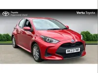 Used Toyota Yaris Hybrid 113 HP (83 kW) 2023 Red Hatchback