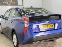 Used Toyota Prius Business Edition 122 HP (89 kW) 2018 Blue Hatchback