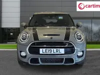 Usado Mini Cooper S Hatch 192 CV (141 kW) 2019 Gris Utilitario