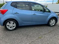Used Hyundai ix20 Style 89 HP (65 kW) 2014 Blue Hatchback