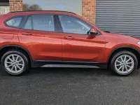 Używany BMW X1 Comfort Edition 150 KM (110 kW) 2020 Pomarańczowy SUV