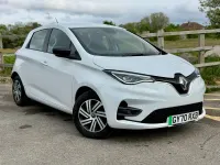 Usado Renault Zoe Play 80 kW (109 HP) 2020 Branco Citadino