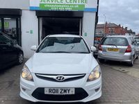 Used Hyundai i30 Comfort 2011 White Hatchback
