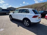 Usado VW Tiguan Match 150 CV (110 kW) 2019 Blanco SUV