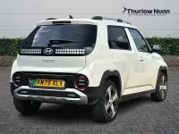 Usado Hyundai Inster 85 kW (116 HP) 2026 Bege Citadino