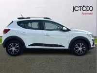 Used Dacia Sandero Comfort 90 HP (66 kW) 2022 White Hatchback