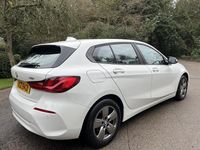 Używany BMW 118 2022 Biały Hatchback