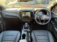 New Isuzu D-Max 162 HP (119 kW) 2025 Orange Pickup