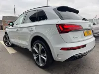 Begagnad Audi Q5 Comfort 204 HK (150 kW) 2021 Vit SUV