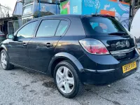 Used Vauxhall Astra Active 88 HP (64 kW) 2009 Black Hatchback