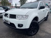 Used Mitsubishi L200 175 HP (128 kW) 2014 White Pickup