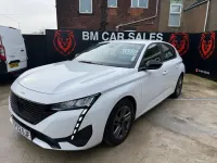 Second-hand Peugeot 308 Active Premium 130 CP (95 kW) 2022 Alb Hatchback