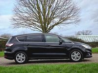 Usado Ford S-MAX Titanium 150 HP (110 kW) 2017 Preto Monovolume
