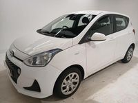 Used Hyundai i10 SE 67 HP (49 kW) 2018 White Hatchback