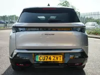 Usado Peugeot 5008 GT 154 kW (210 CV) 2024 Gris SUV