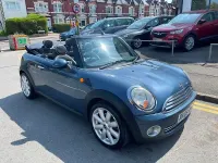 Begagnad Mini Cooper Cabriolet 2009 Blå Cab