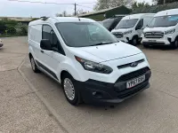 Usado Ford Transit Connect 100 HP (73 kW) 2017 Branco Monovolume