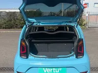 Used VW up! R-line 65 HP (47 kW) 2023 Hatchback