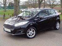 Used Ford Fiesta Zetec 82 HP (60 kW) 2015 Panther black metallic Hatchback