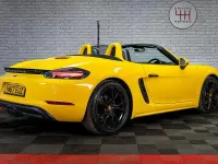 Used Porsche Boxster 300 HP (220 kW) 2017 Yellow Cabriolet